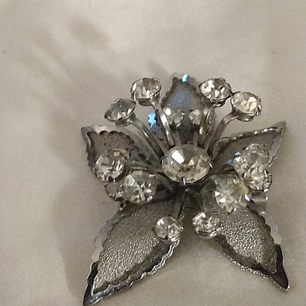 Ladies Brooch CZ silver